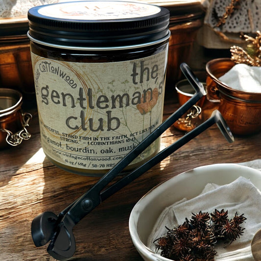 The Gentleman's Club - Vintage Cottonwood